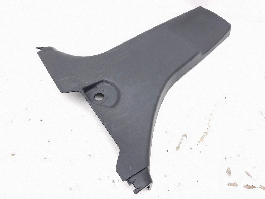 (B) pillar trim (bottom) 6241442070