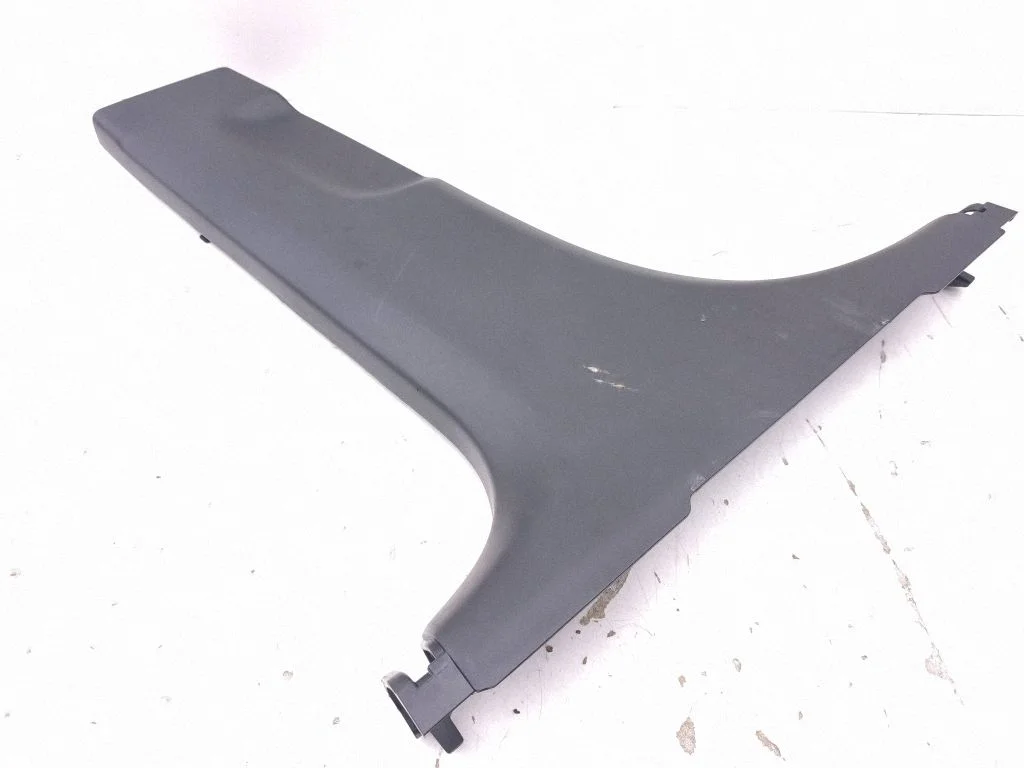 (B) piilari kate (alumine) 85836A0000