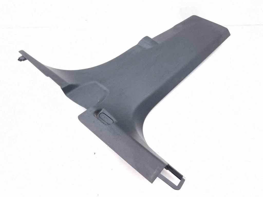 (B) pillar trim (bottom) R2KBR243W06ADW