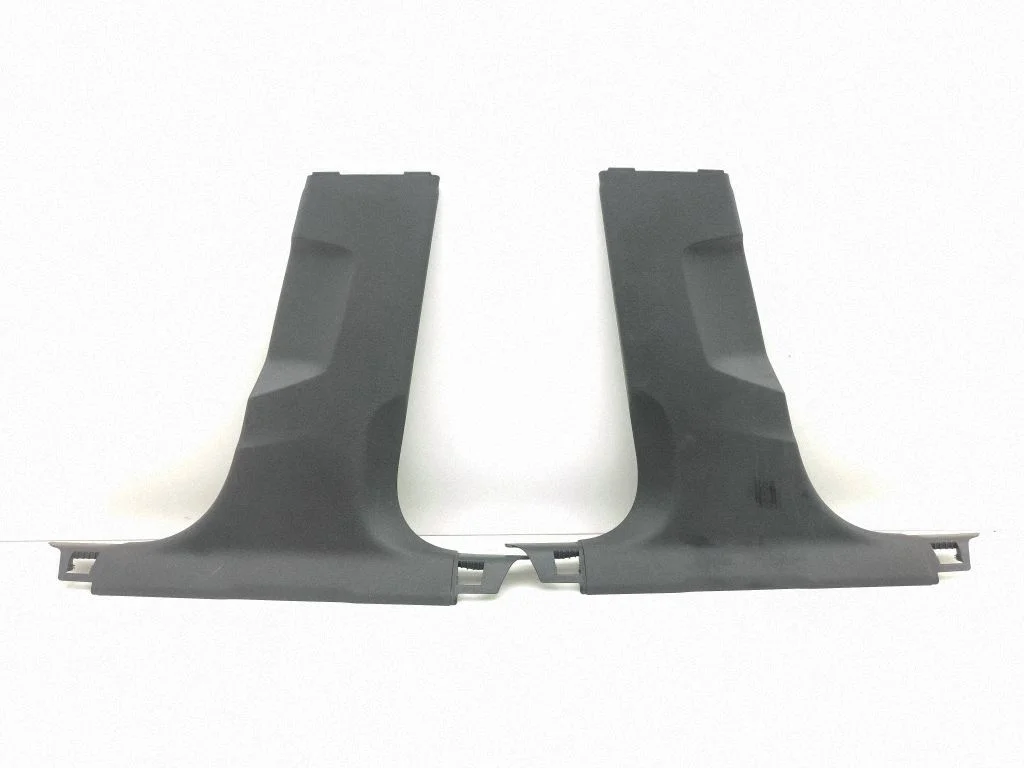 (B) pillar trim (bottom) 8w0867240