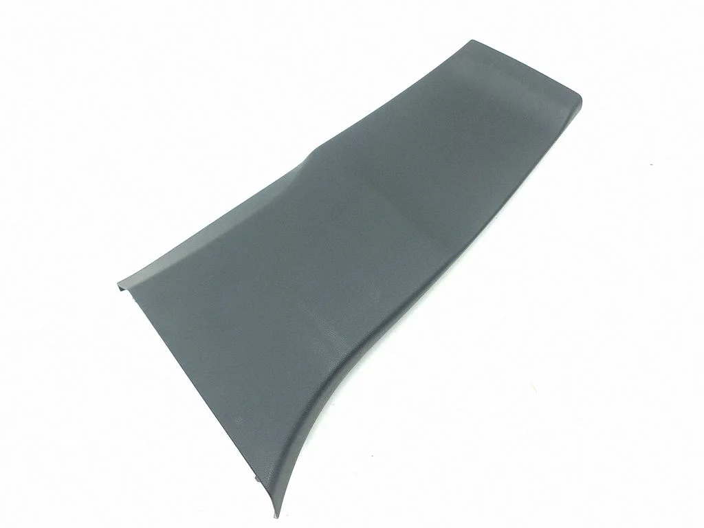 (B) pillar trim (bottom) 769166922R
