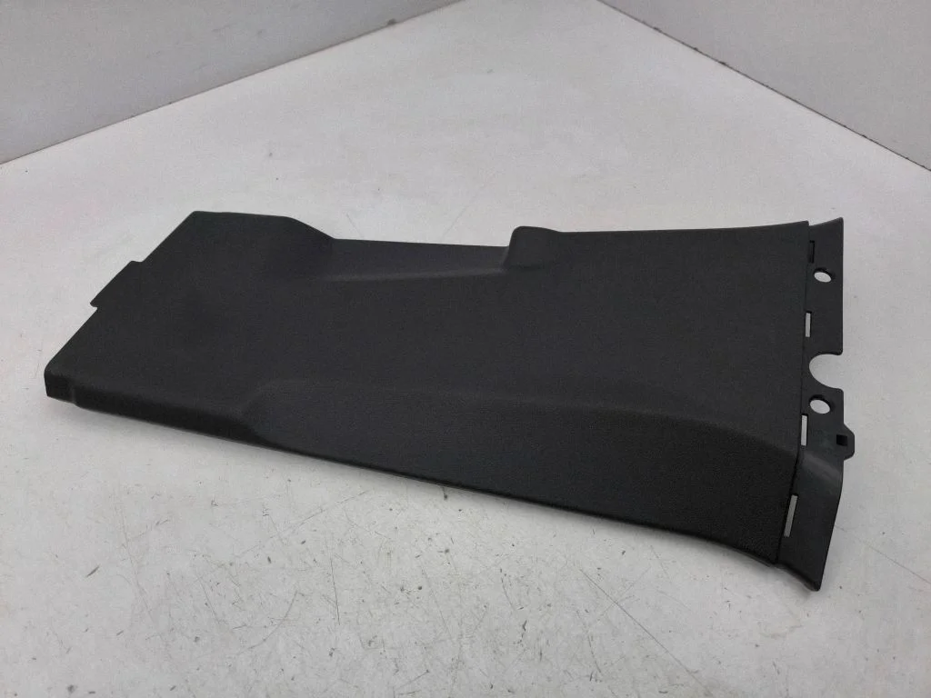 (B) pillar trim (bottom) 82G867239