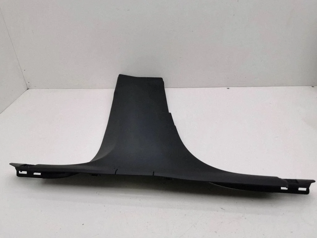 (B) pillar trim (bottom) 8Y0867239