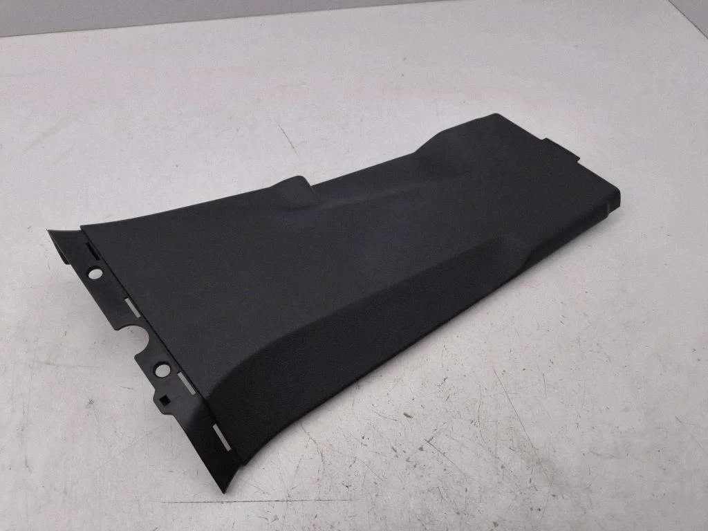 (B) pillar trim (bottom) 82G867240