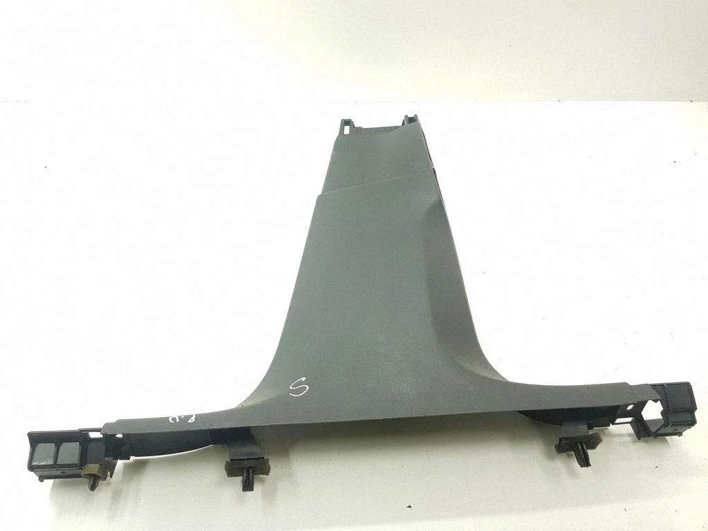 (B) pillar trim (bottom) 97668A2