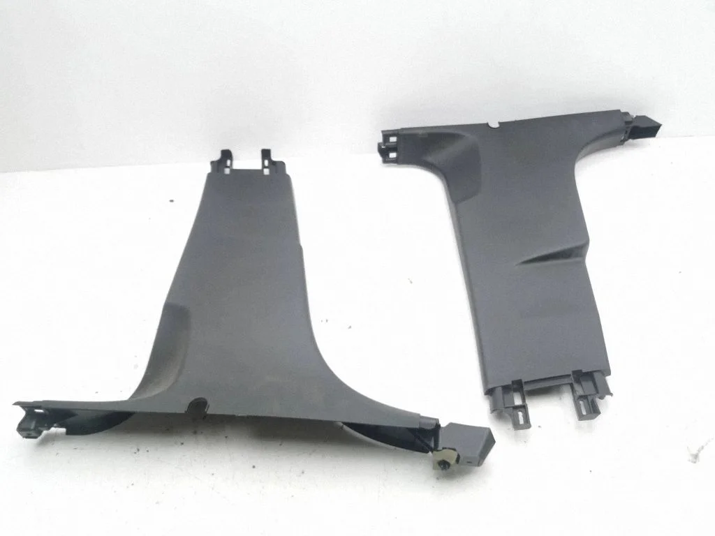 (B) pillar trim (bottom) 9677440277