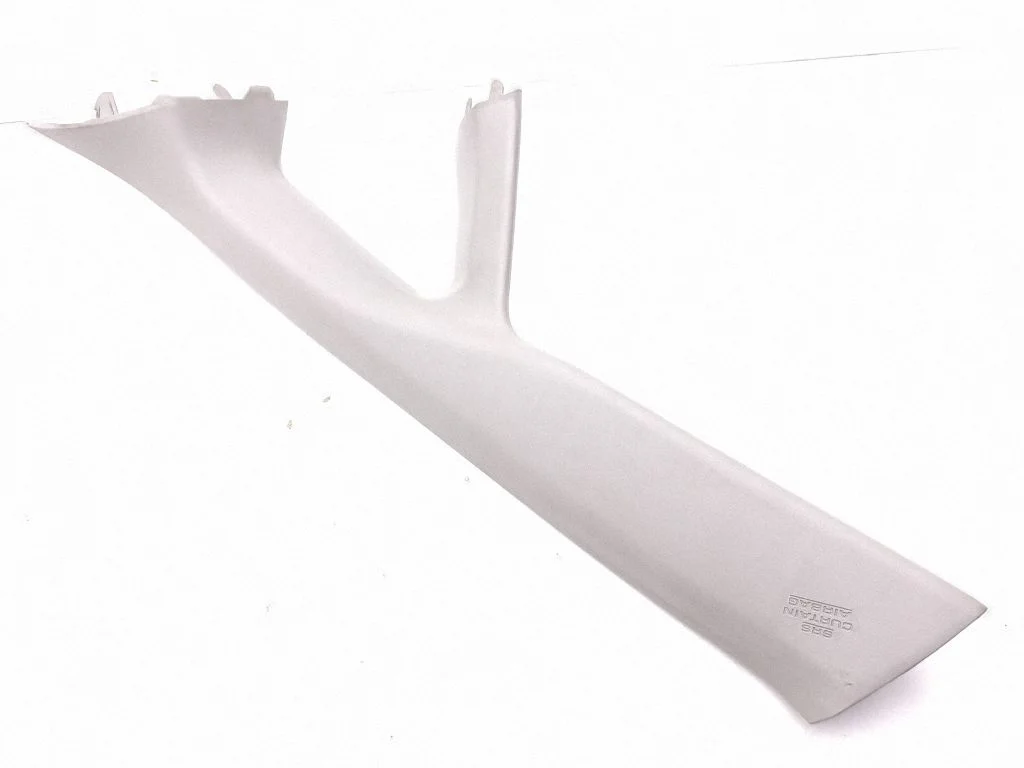 (A) pillar trim 6222047120