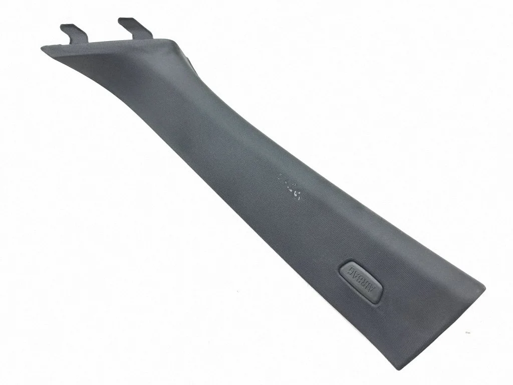 (A) piilari kate – BMW i4 (2021-)