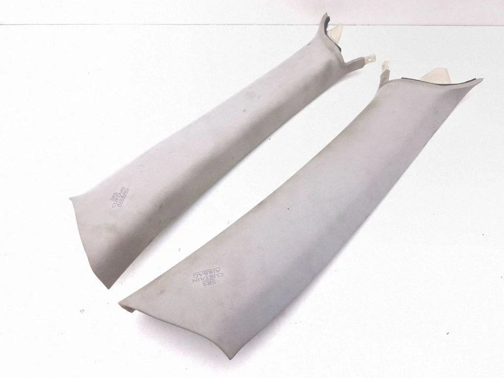 (A) pillar trim 6221253040
