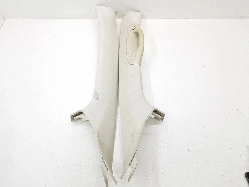 (A) pillar trim 106133794