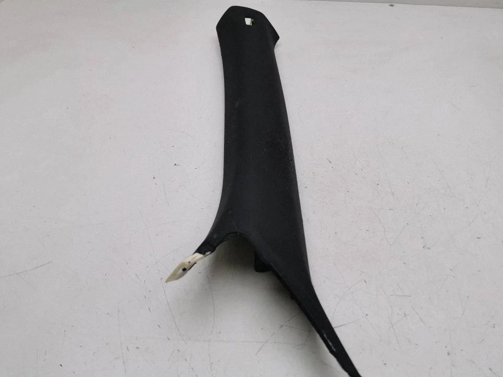 (A) pillar trim 4G8867233