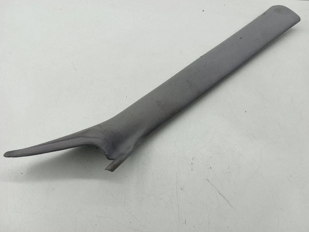 (A) pillar trim 2UO64020D