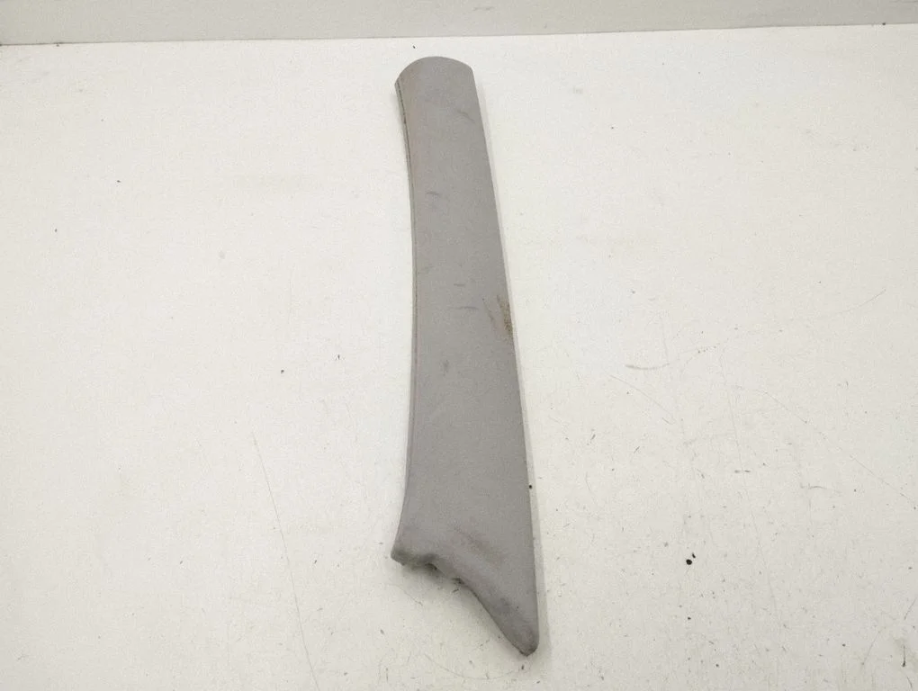 (A) pillar trim 6528