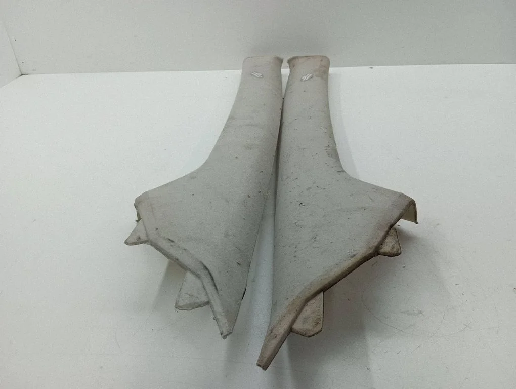 (A) pillar trim – Toyota Corolla Verso AR10 (2004-2009)
