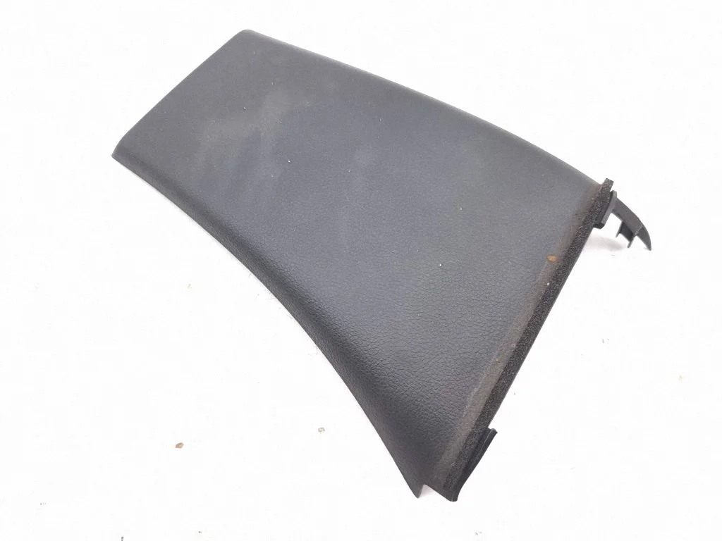(B) pillar trim (top) 93132CD000