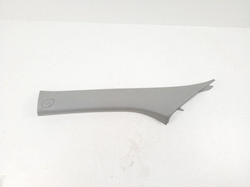 (A) pillar trim 858102E200