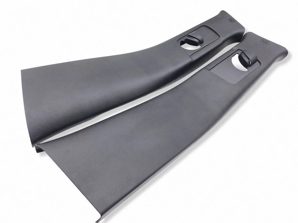 (B) pillar trim (top) 1UC99DX9AC