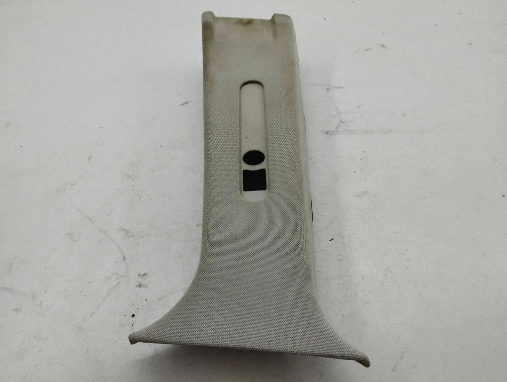(B) piilari kate (ülemine) – Mercedes-Benz B-klass W245 (2005-2011)