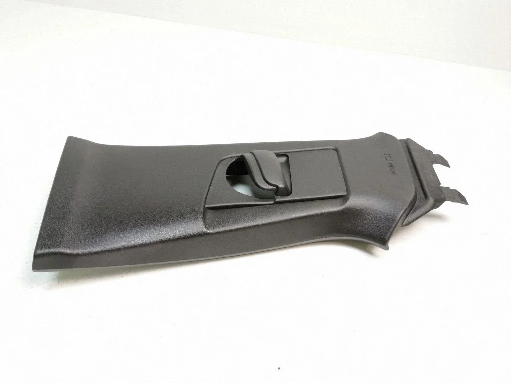 (B) pillar trim (top) – Volvo V40 (2012-2019)