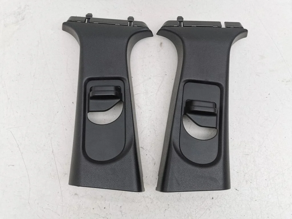 (B) piilari kate (ülemine) – Mercedes-Benz B-klass W246 W242 (2011-2017)