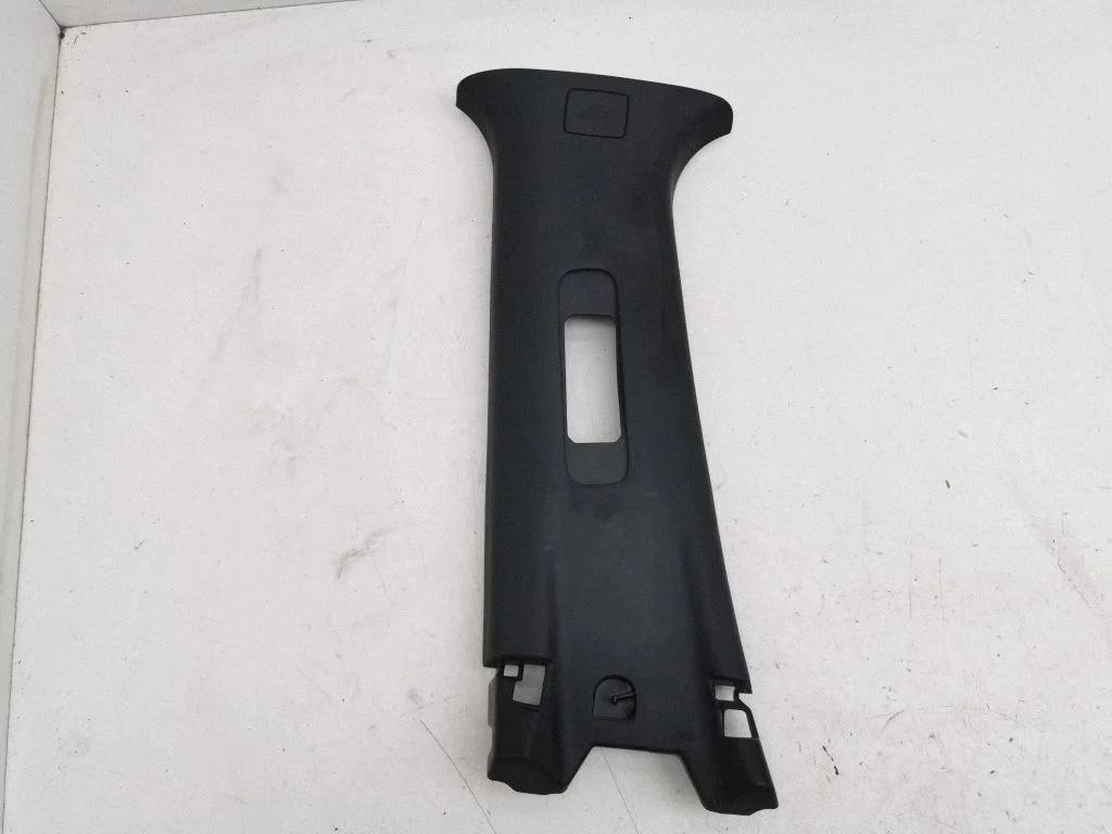 (B) pillar trim (top) 769146PAOA
