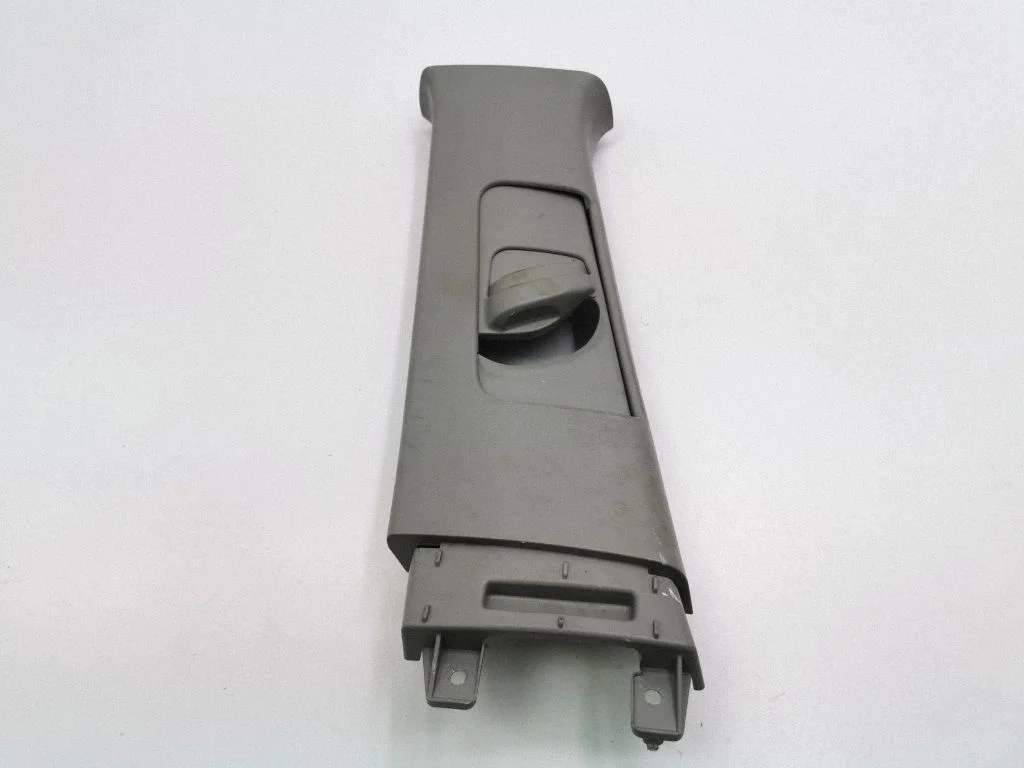 (B) pillar trim (top) 6242042040