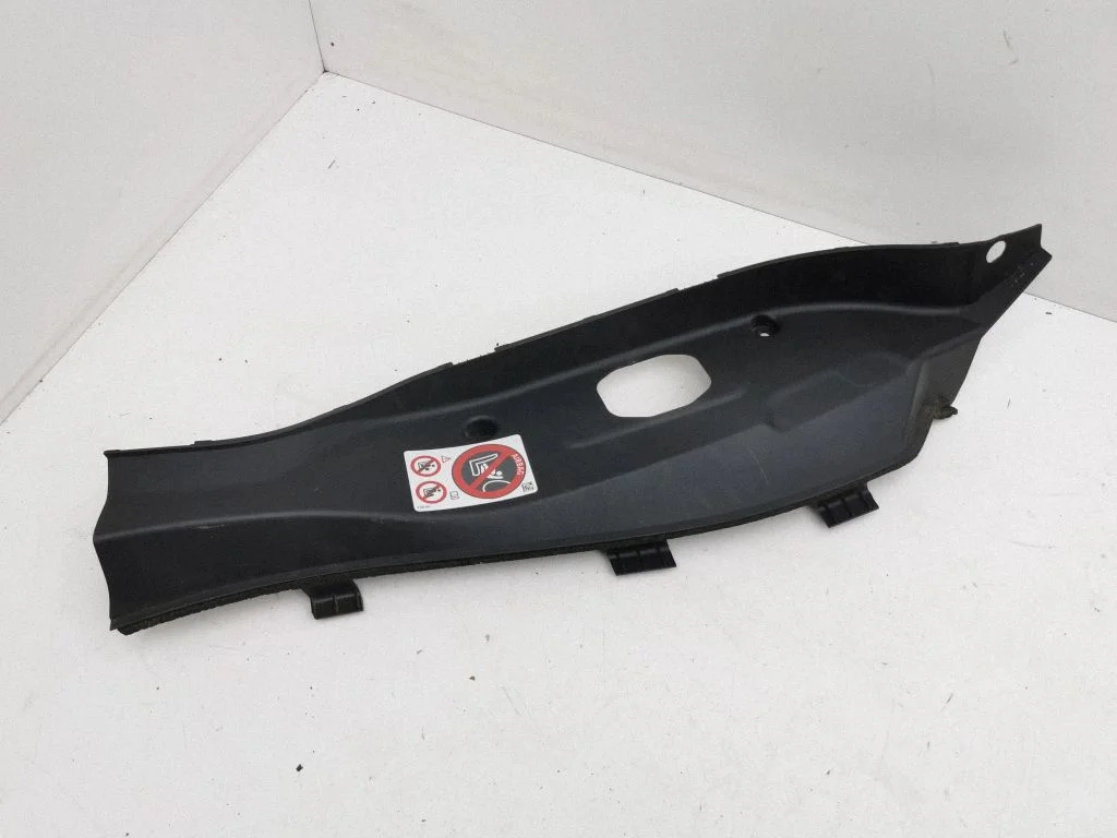 (B) statņa apdare (augšējā) 73033703