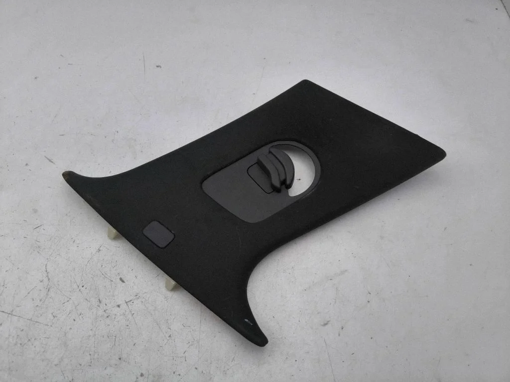 (B) pillar trim (top) 9686334777