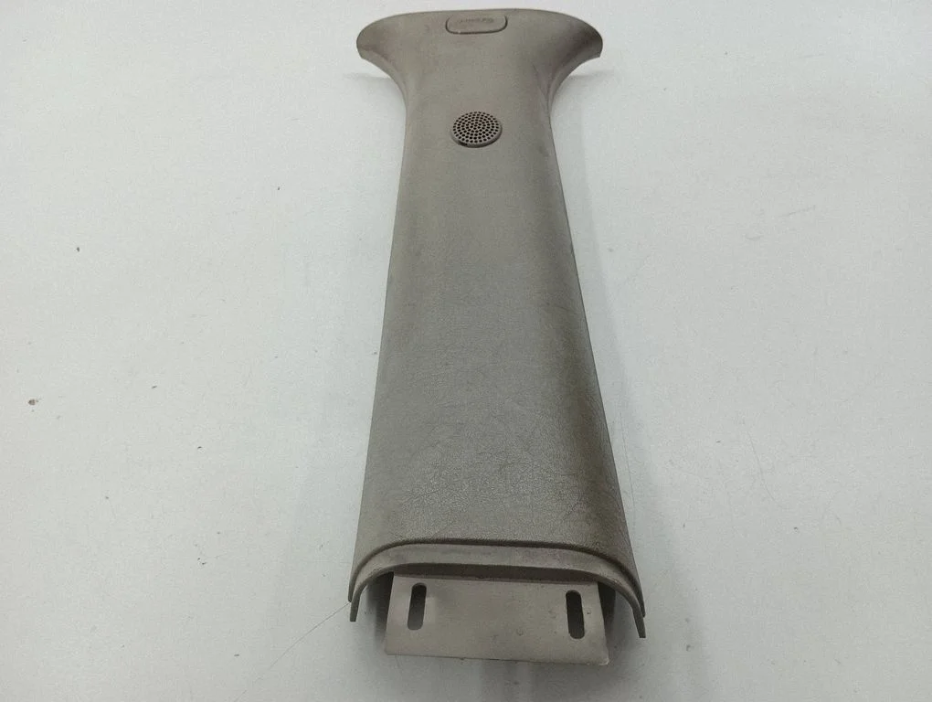 (B) pillar trim (top) 10385968