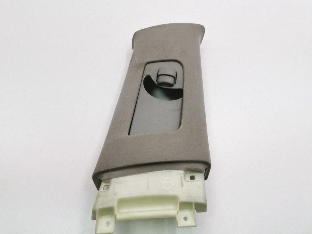 (B) pillar trim (top) – Lexus GS 300 350 430 450H (2005-2012)