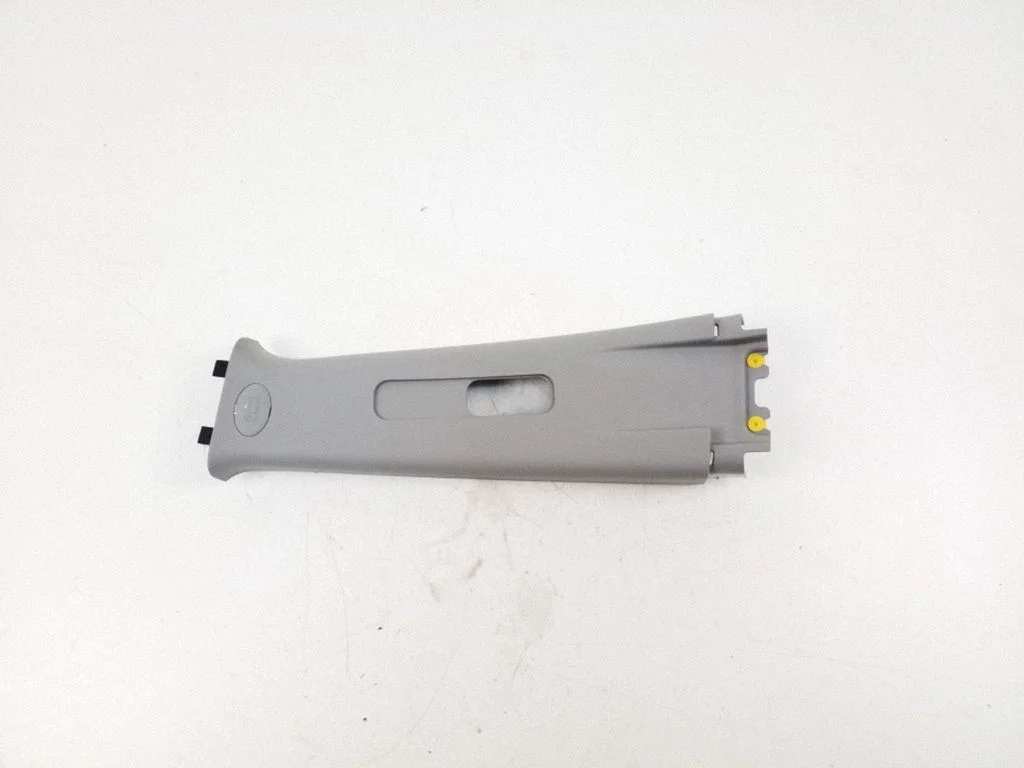 (B) pillar trim (top) 858302E200