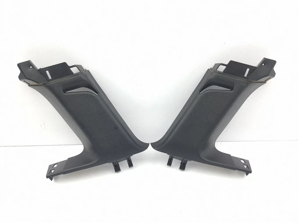 (C) pillar trim 1GP02DX9AC