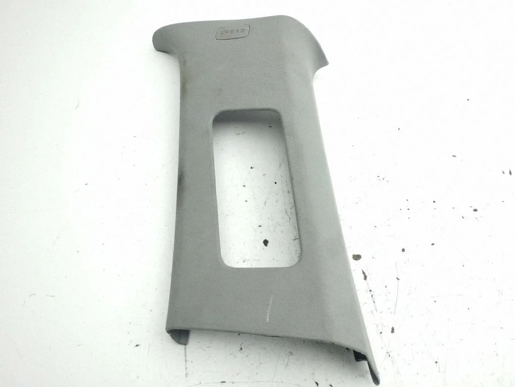 (C) pillar trim 7L5867242