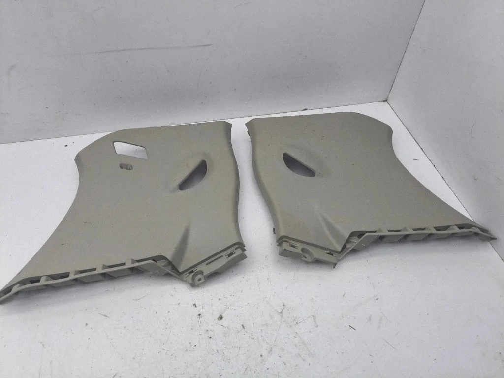 (C) pillar trim – Renault Zoe (2012-)