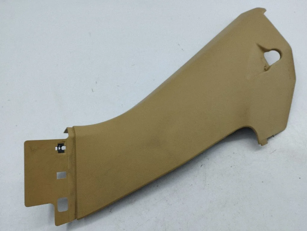 (C) pillar trim – Porsche Cayenne (92A) (2010-2017)