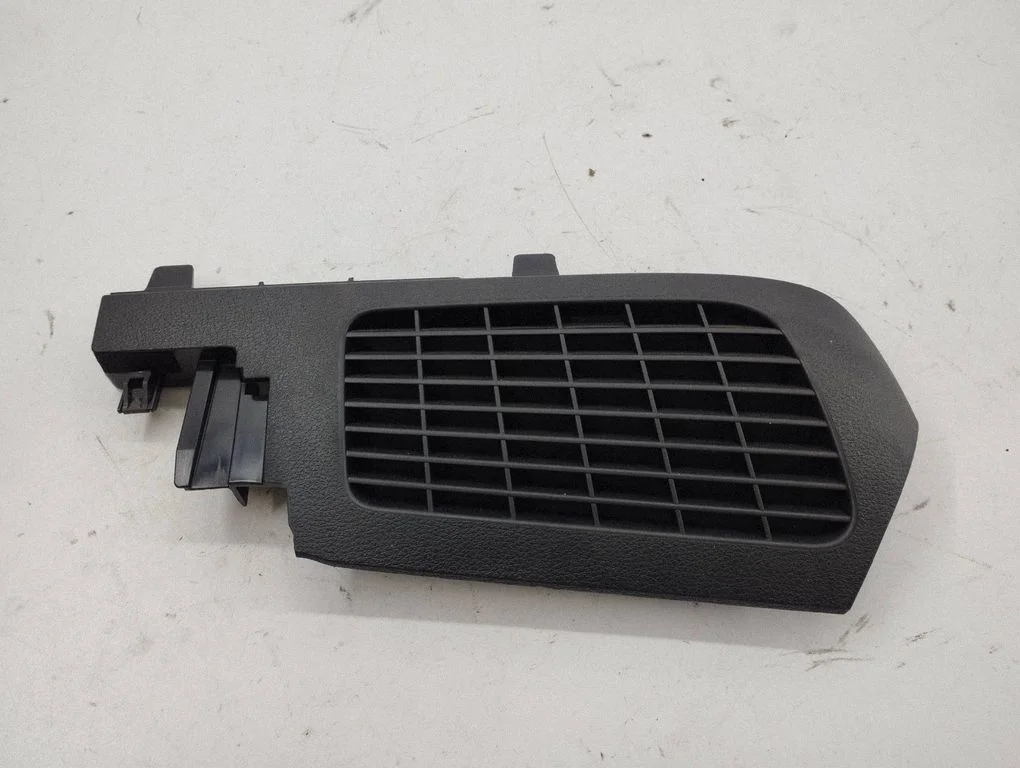 (C) pillar trim 80A868606