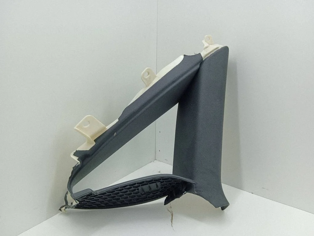 (C) pillar trim 4G8867287