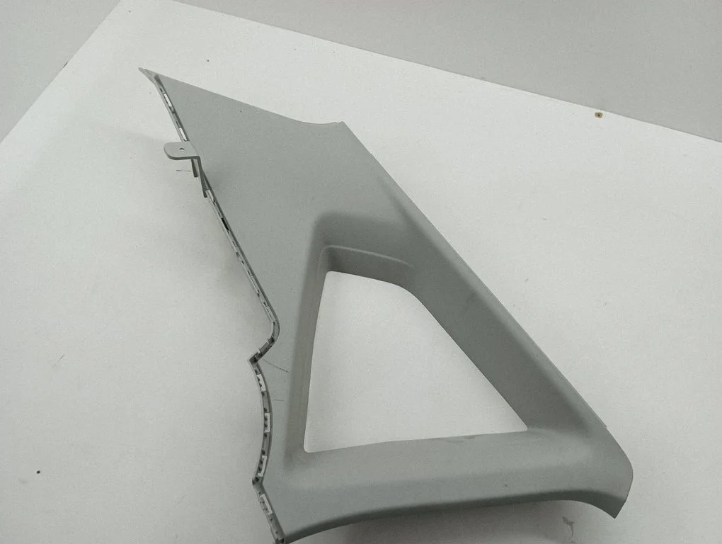 (C) pillar trim 575867287A