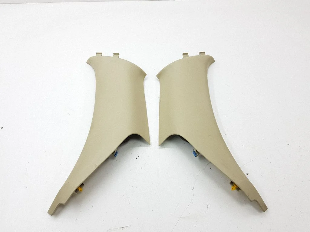 (C) pillar trim 30721150