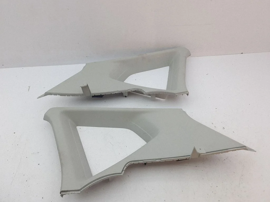 (C) pillar trim 575867287A