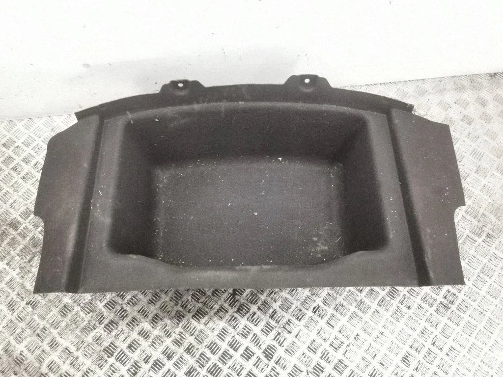 Trunk/boot mat liner