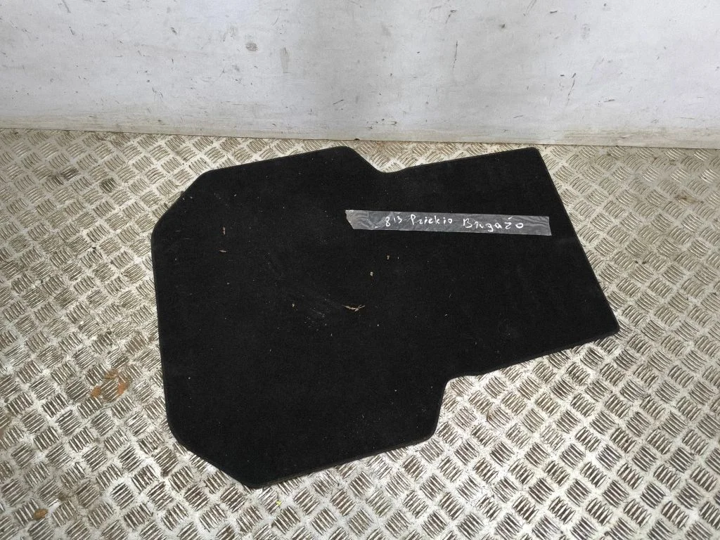 Pagasiruumi vaip 100732500E