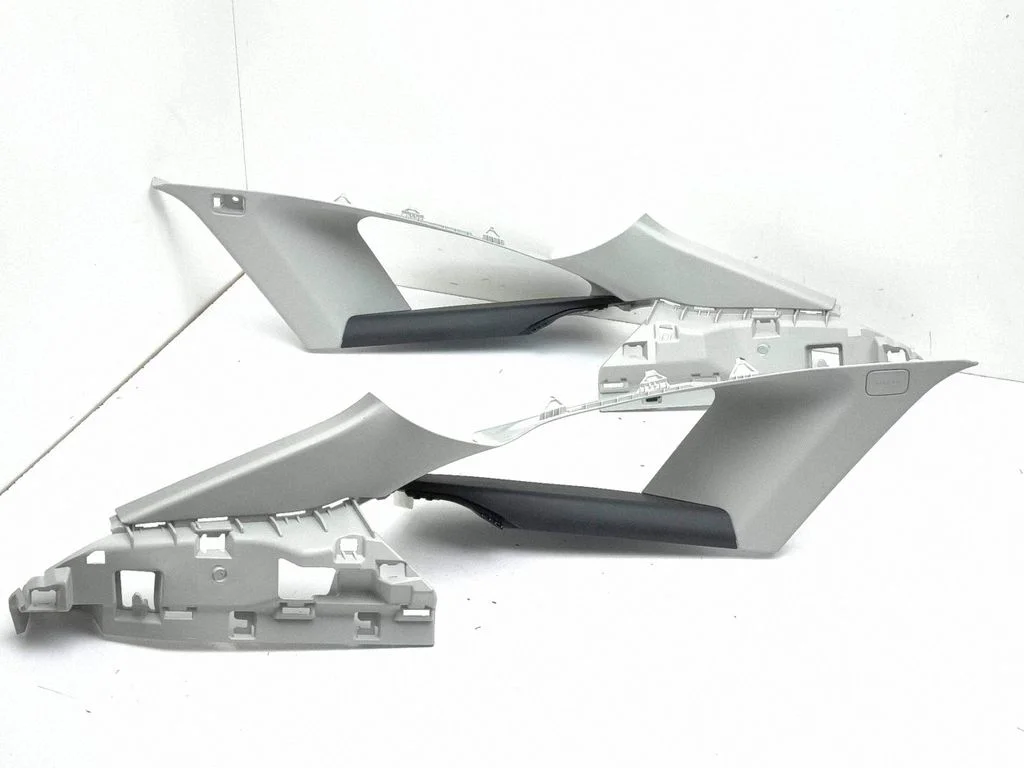 (D)pillar trim (top) 98343901