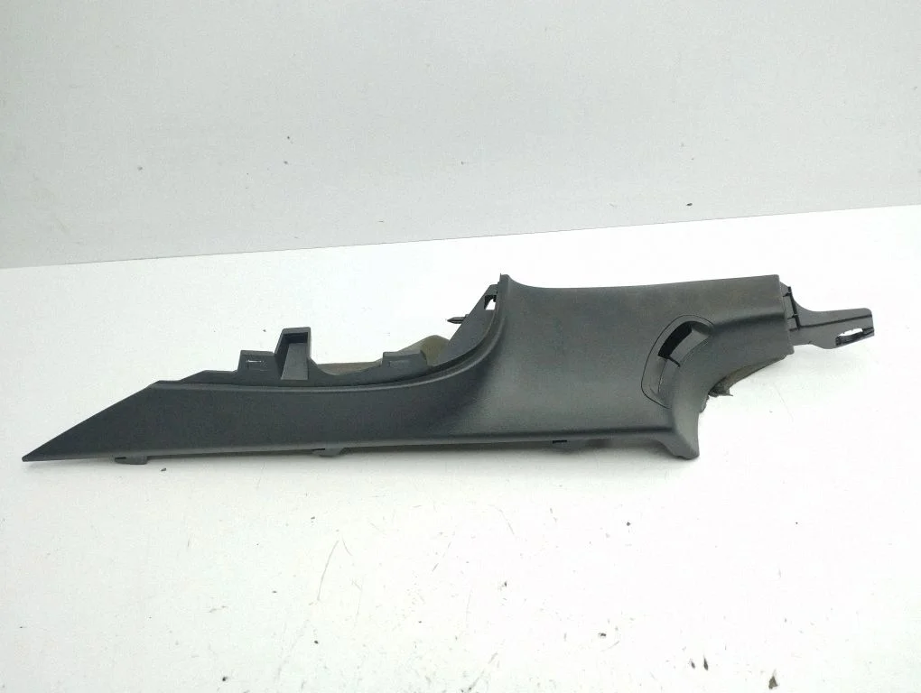 (D)pillar trim (top) 164344300A