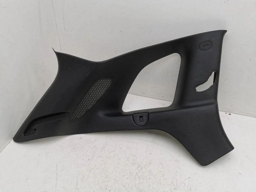 (D)pillar trim (top) P10D05DX9AF