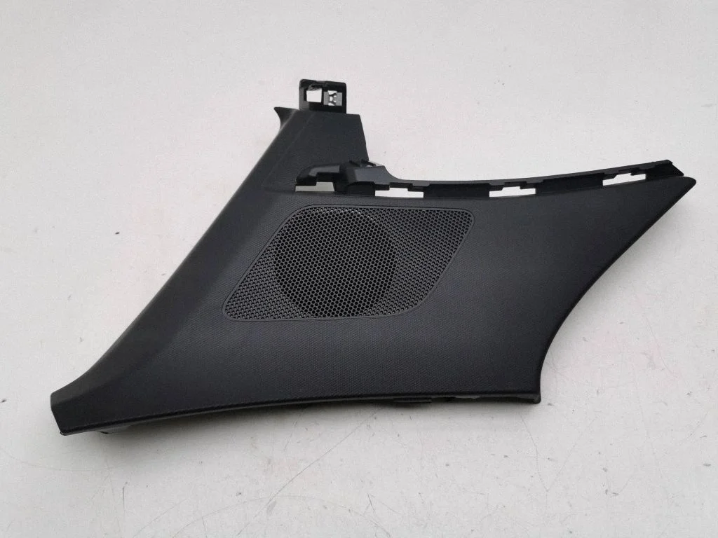 (D)pillar trim (top) 8Y4867245