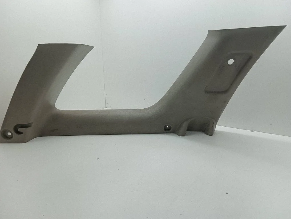 (D)pillar trim (top) 15216736