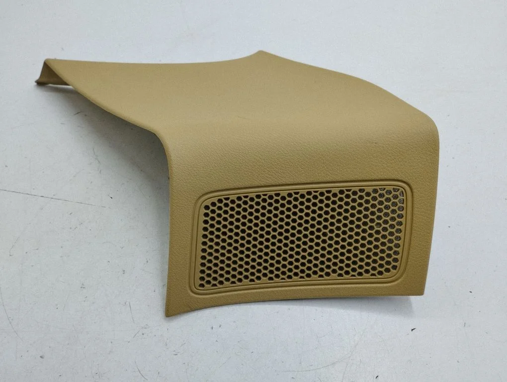 (D)pillar trim (top) 7P5867245M