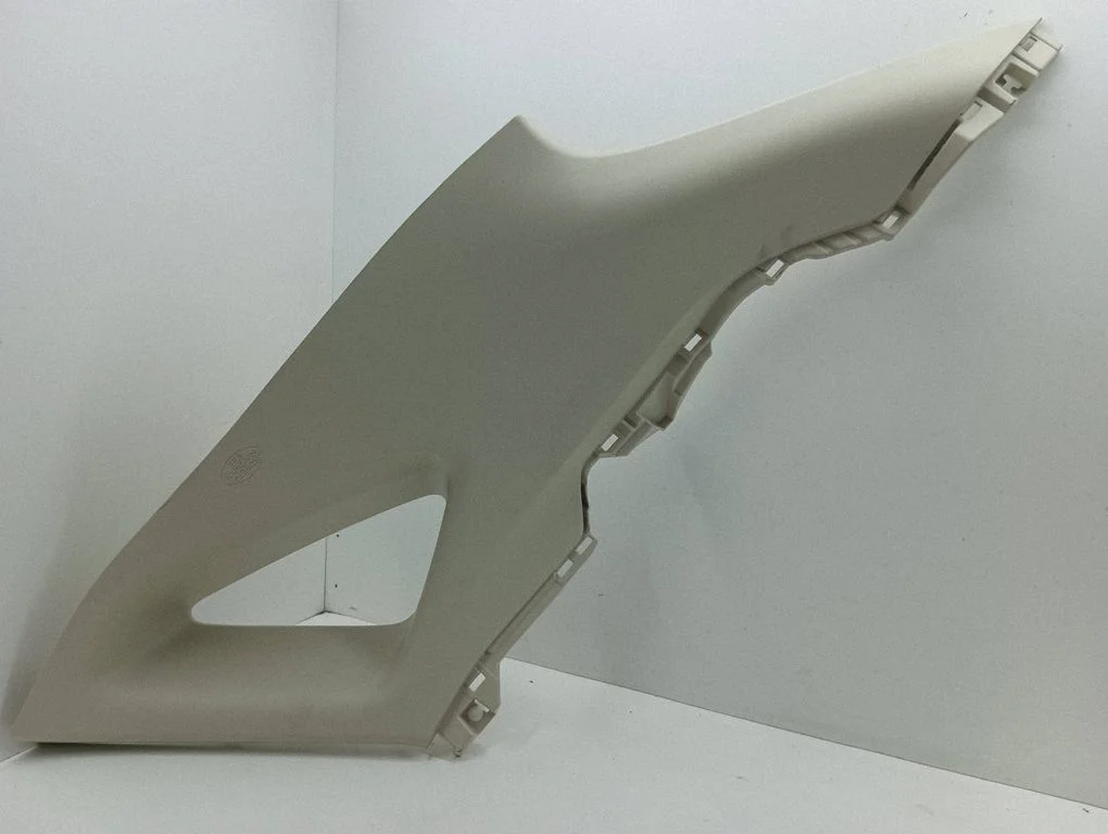 (D) statņa apdare (augšējā) – Lexus NX (2014-2021)