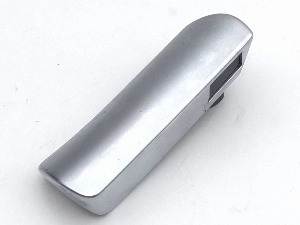 Engine bonnet (hood) release handle